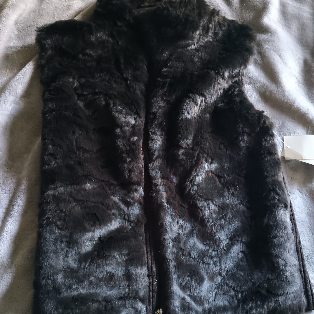 Size medium Faux fur vest